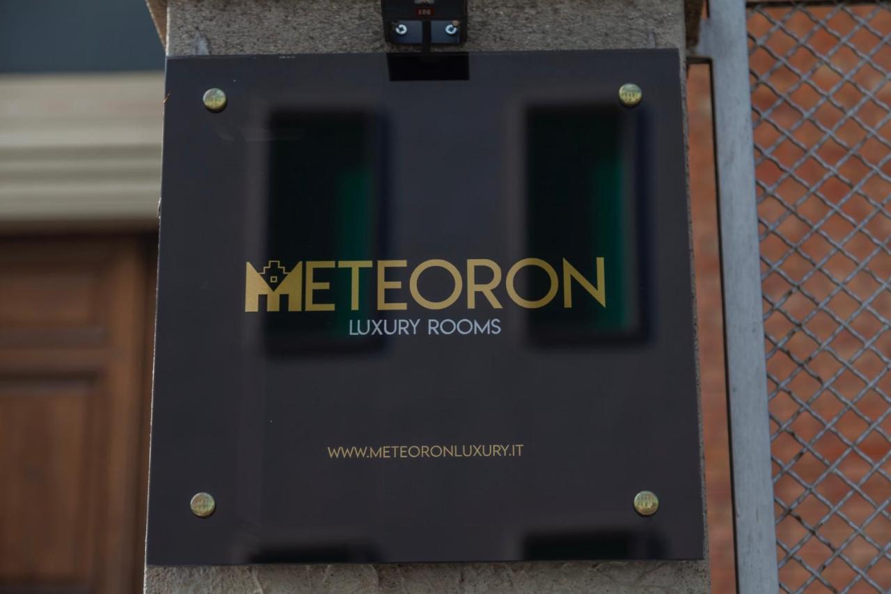 Meteoron Luxury Rooms Ματέρα Εξωτερικό φωτογραφία